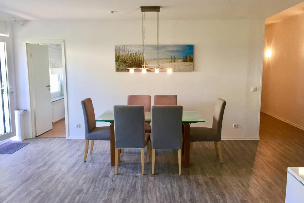 Apartment 120 Qm -3 Schlafzimmer-2 Baeder- Fuer 7 Gaeste Düsseldorf Eksteriør bilde